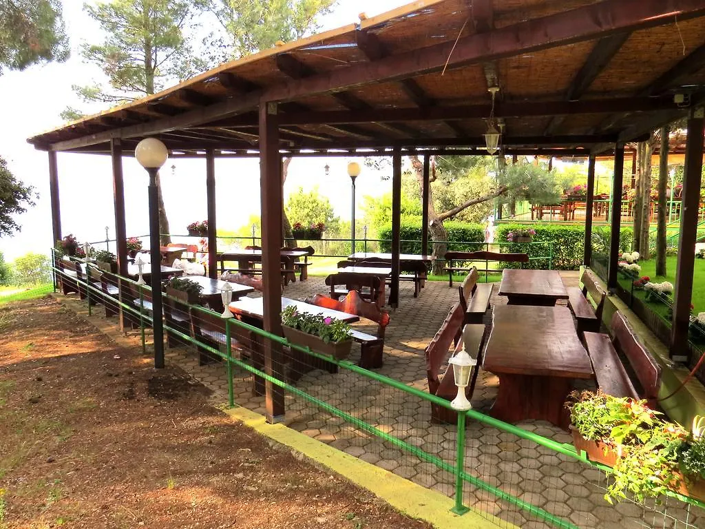 Ferienpark Camping Media Mobile Homes In Brioni Sunny Camping Pula