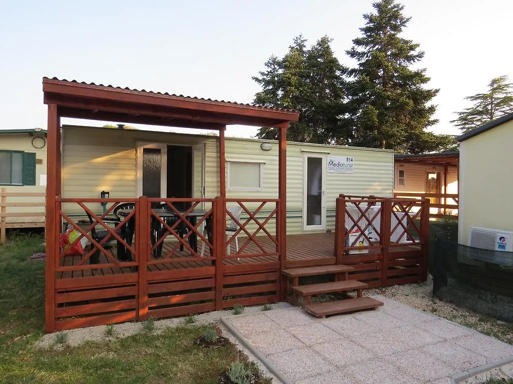 Camping Media Mobile Homes In Brioni Sunny Camping Pula Ferienpark