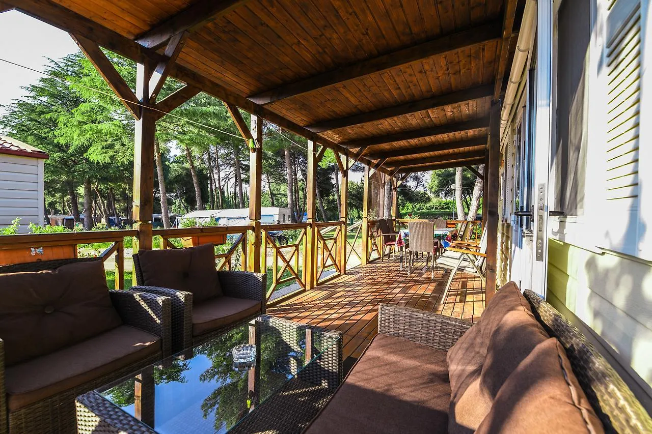 Camping Media Mobile Homes In Brioni Sunny Camping Pula Ferienpark